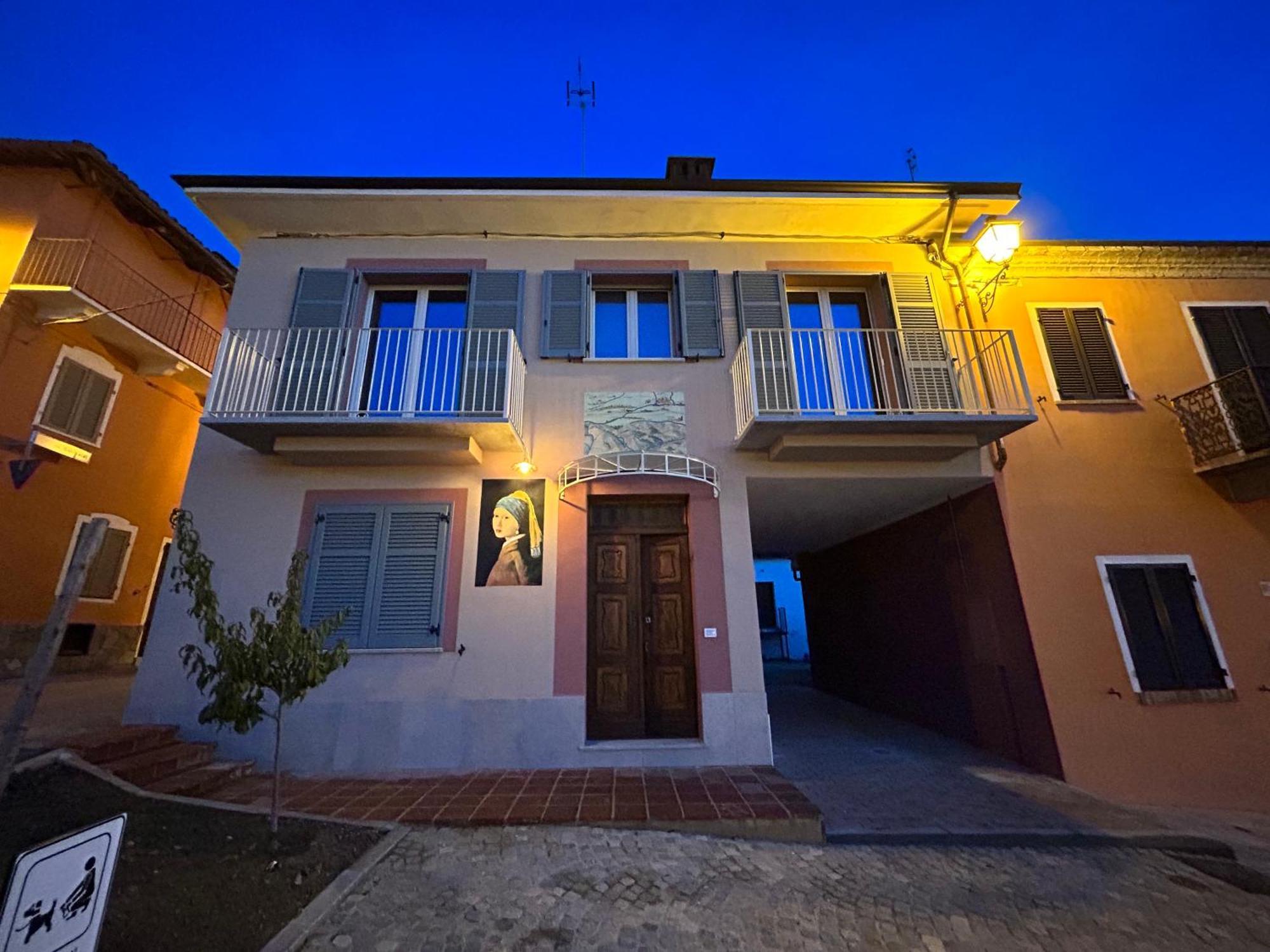 L'Incanto Casa Vacanze Montegrosso dʼAsti Kültér fotó